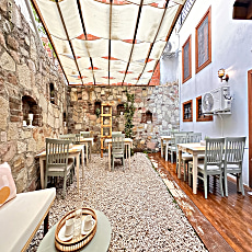 Hanole Guest House